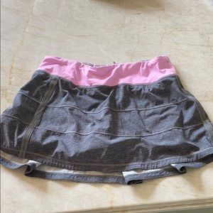 Grey/Pink Lulu Lemon Tennis Skirt || Size 4